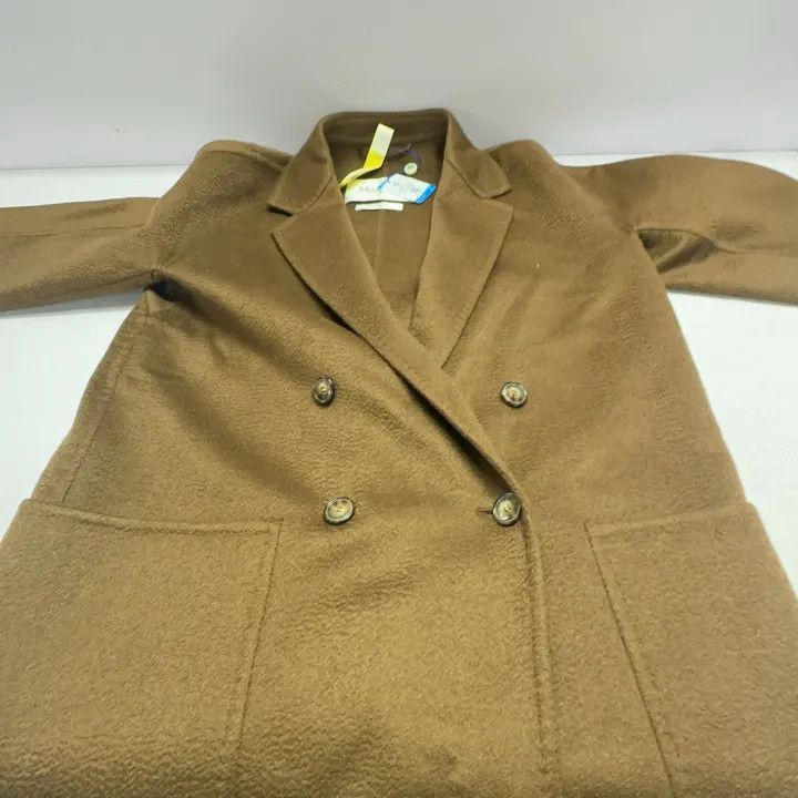 Max Mara Maxmara Classic Double-Breasted Long Coat in Beige 0079 Size M / US 6-8 / IT 42-44 - 8 Thumbnail