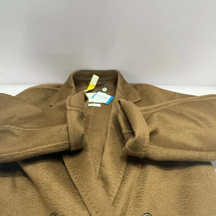 Max Mara Maxmara Classic Double-Breasted Long Coat in Beige 0079 Size M / US 6-8 / IT 42-44 - 9 Thumbnail