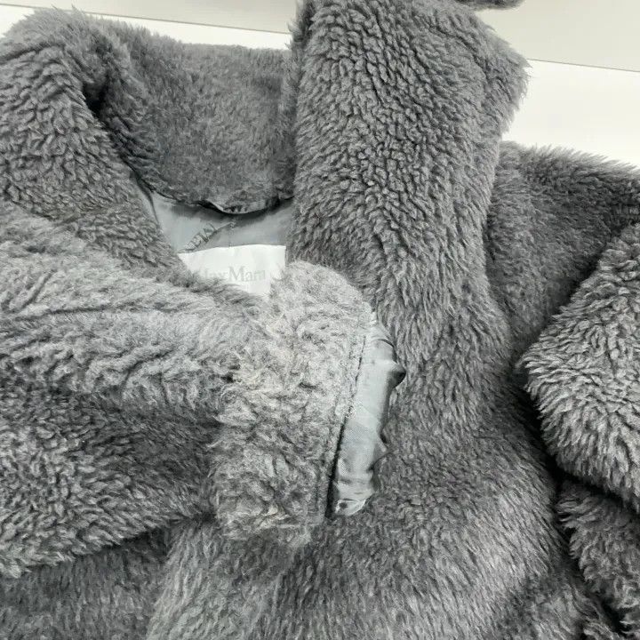 Max Mara Maxmara Cozy Grey Plush Outerwear Jacket 0079 Size S / US 4 / IT 40 - 7 Thumbnail
