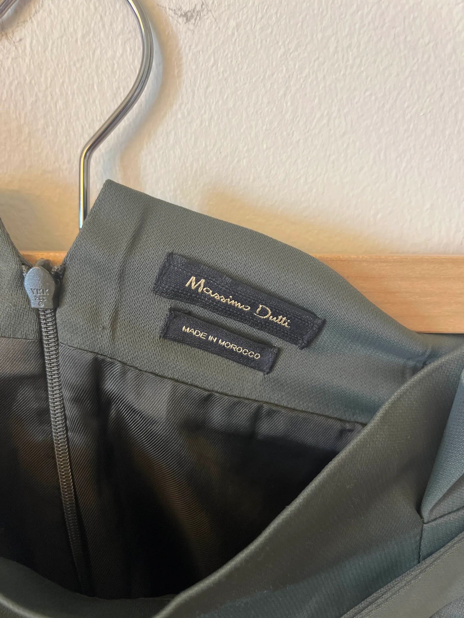 Massimo Dutti Massimo Dutti Skirt Size 30" / US 8 / IT 44 - 2 Thumbnail