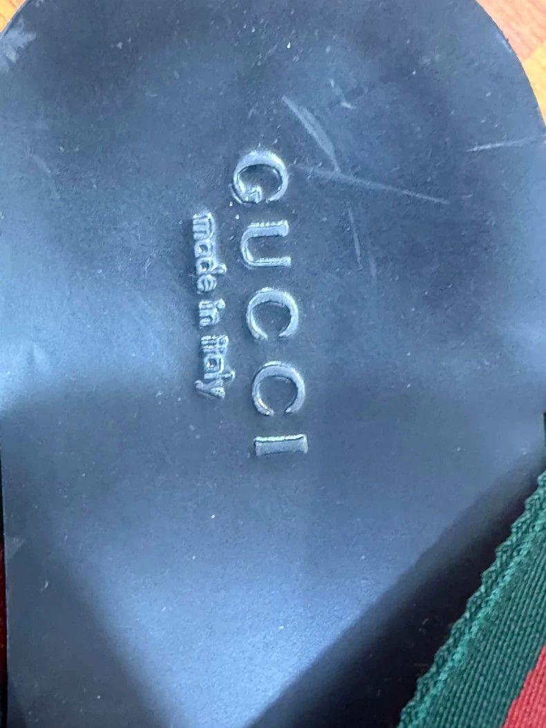 Gucci gucci flip flops with red green straps Size US 14 / EU 47 - 2 Thumbnail