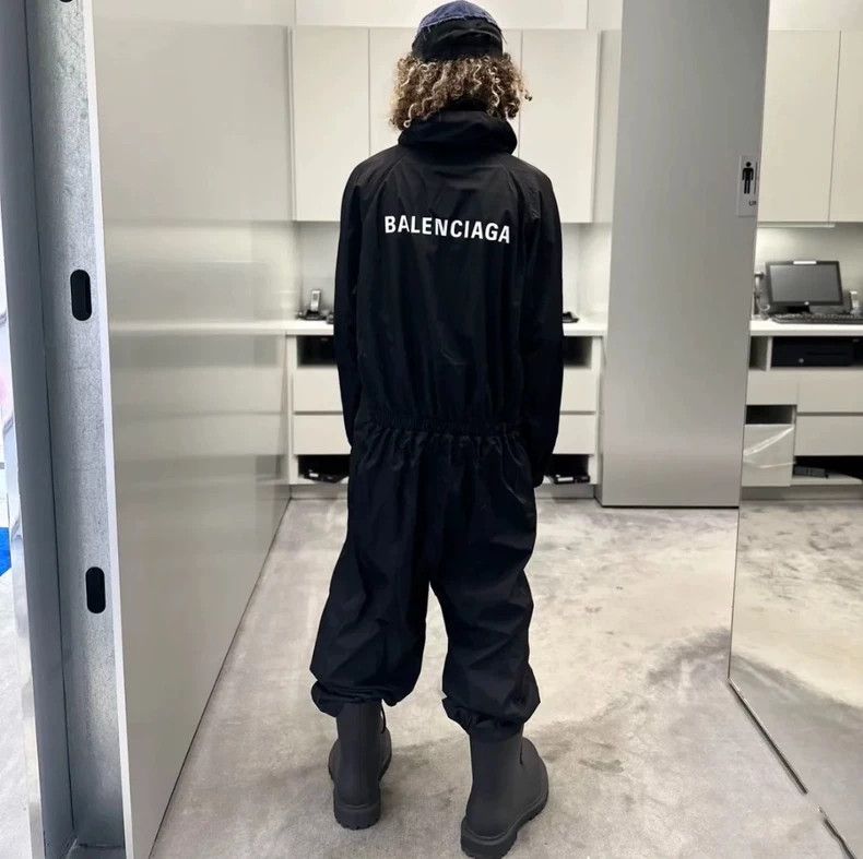 Balenciaga balenciaga black nylon jumpsuit unisex rare Size US 30 / EU 46 - 3 Thumbnail