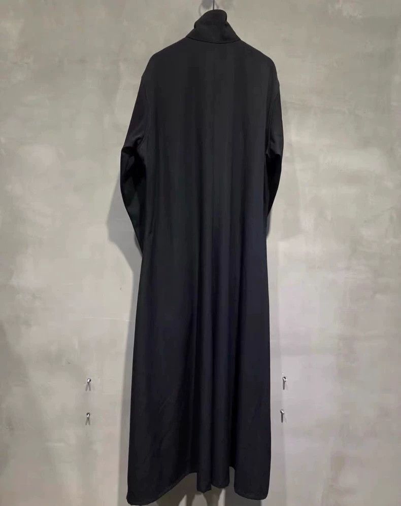 Yohji Yamamoto long black coat with unique buttons Size US M / EU 48-50 / 2 - 2 Thumbnail