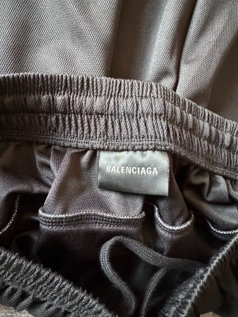 Balenciaga balenciaga sports rainbow soccer shorts Size US 30 / EU 46 - 3 Thumbnail