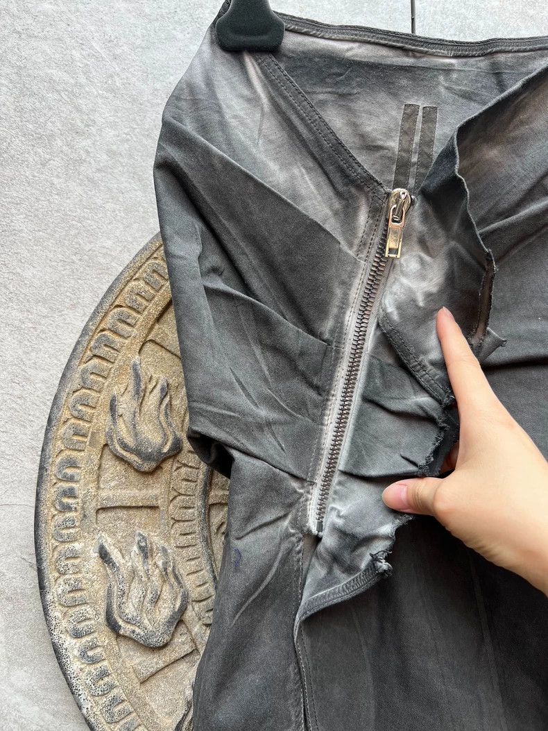 Rick Owens rick owens gray wax-coated high-slit denim skirt Size 24" / US 00 / IT 34 - 3 Thumbnail