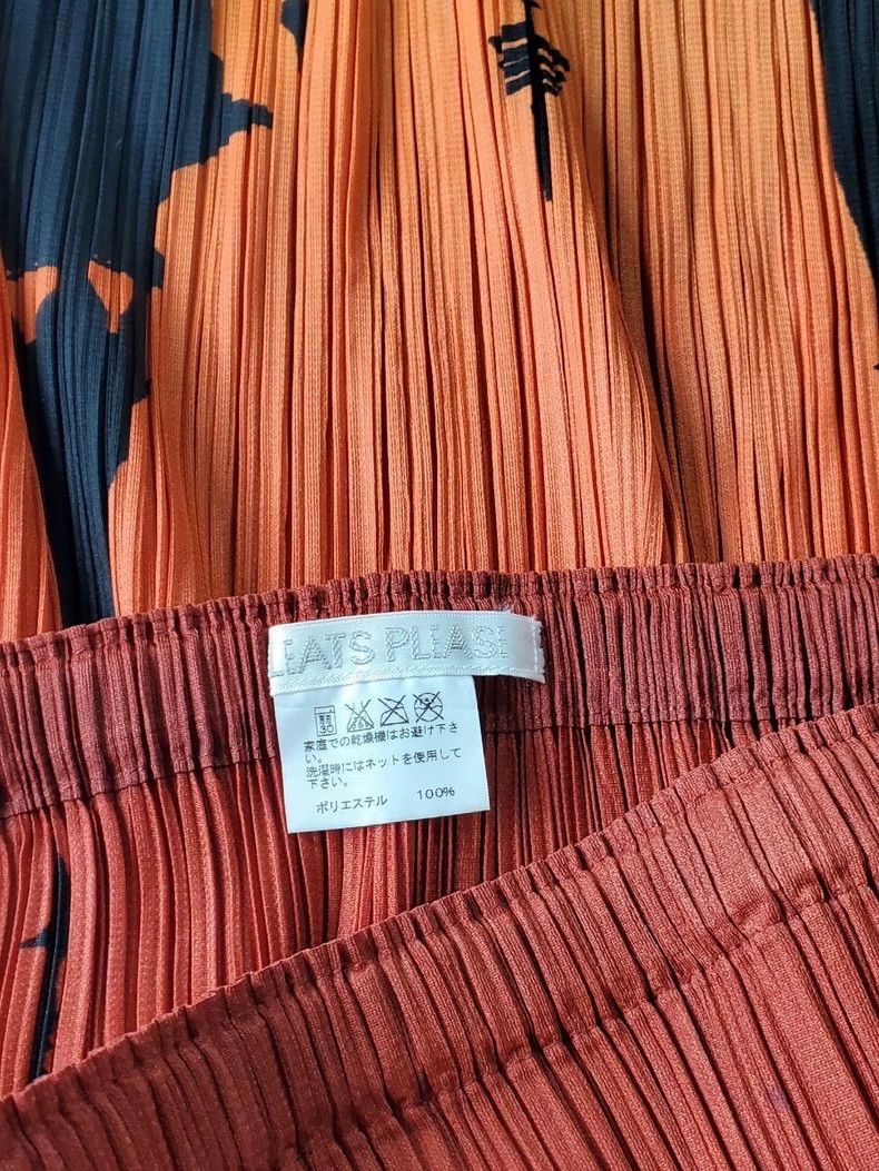 Issey Miyake pleated silhouette skirt in orange and black Size 24" / US 00 / IT 34 - 5 Thumbnail
