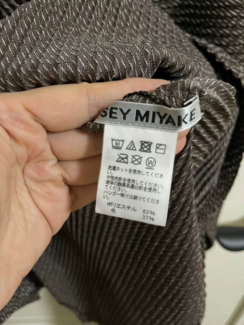 Issey Miyake issey miyake long sleeve knit top Size US M / EU 48-50 / 2 - 4 Thumbnail