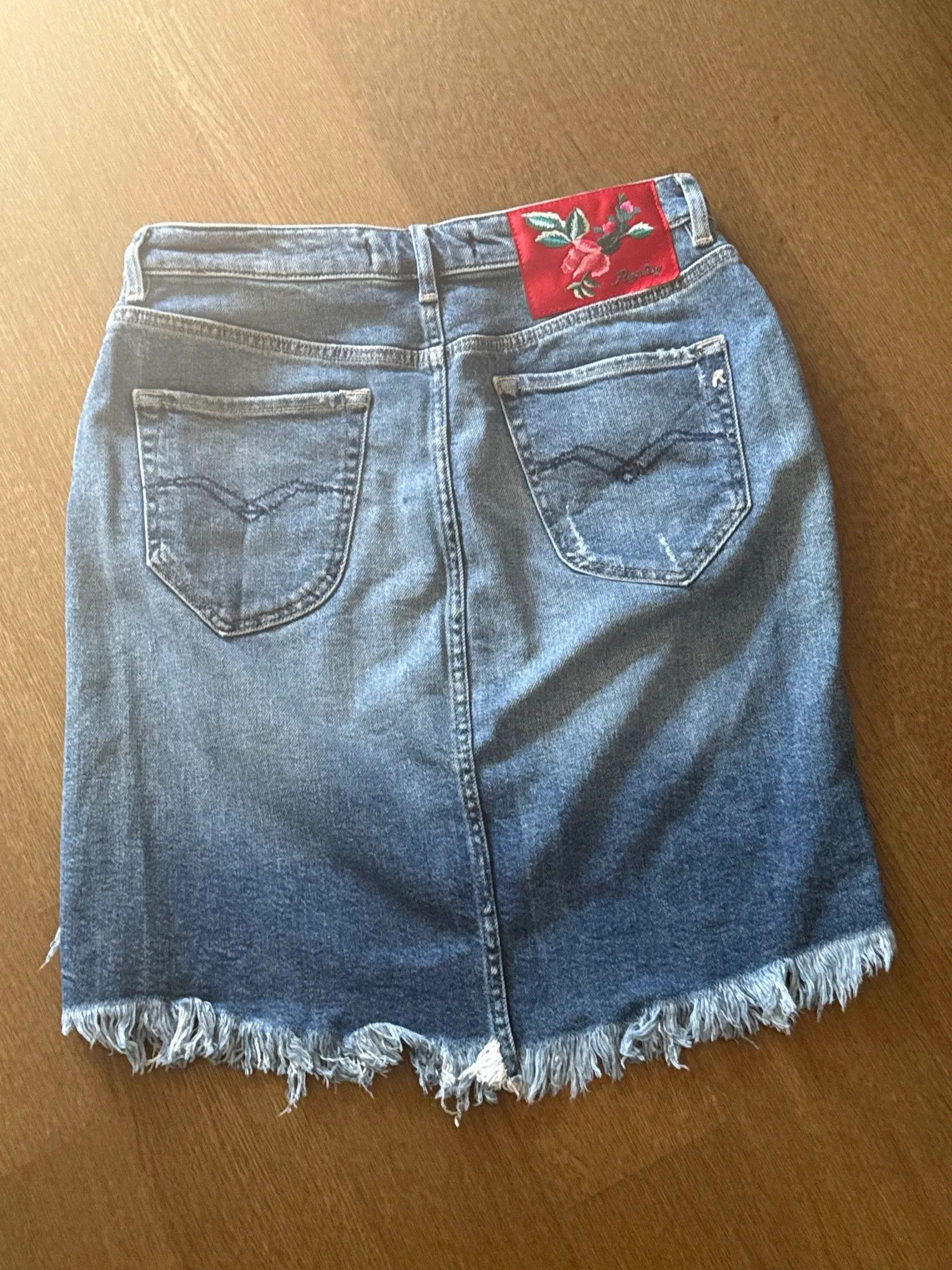 Replay Replay Skirt Size 28" / US 6 / IT 42 - 4 Thumbnail
