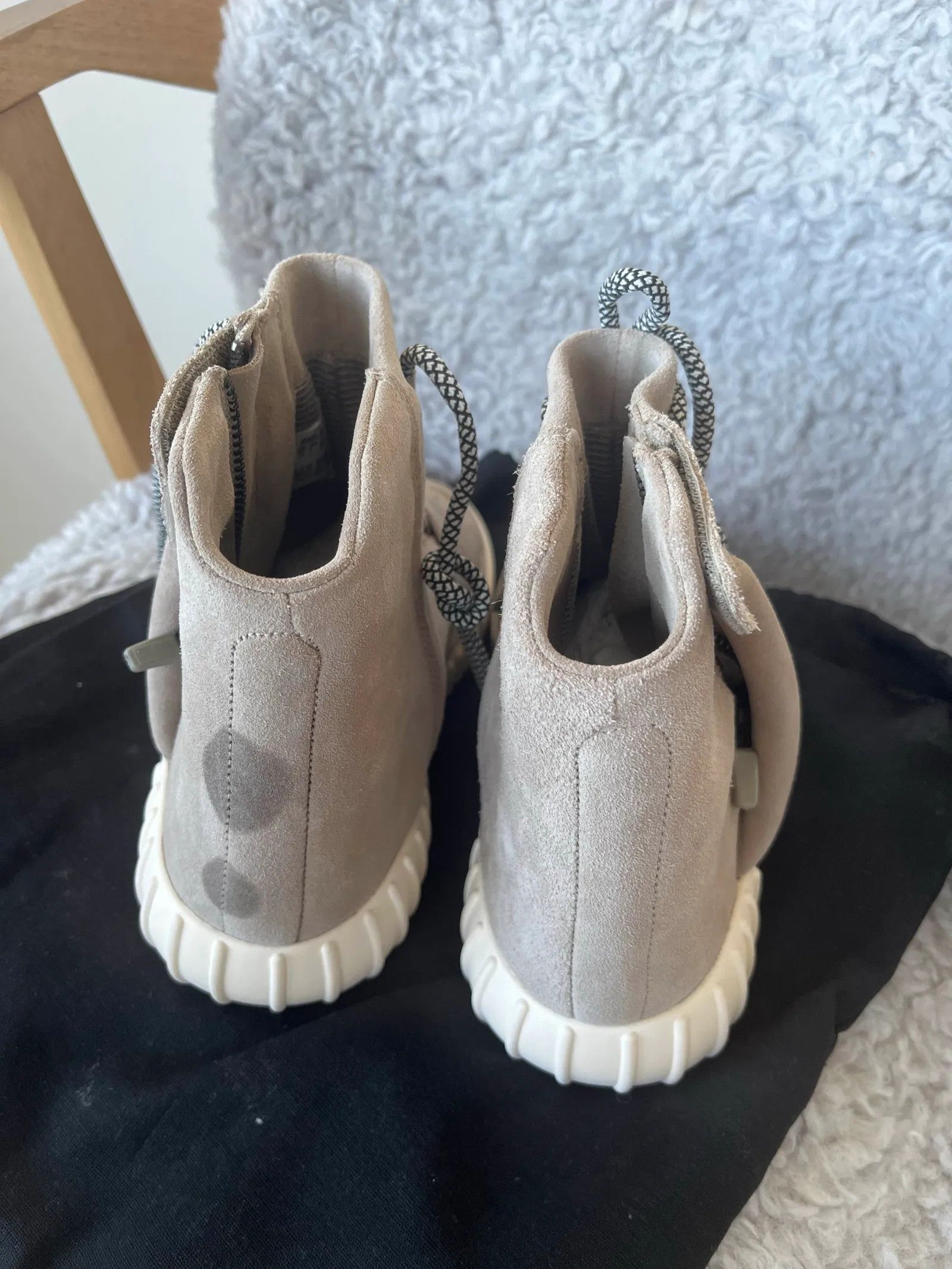 Adidas Adidas Yeezy Sneakers Size US 10.5 / IT 40.5 - 5 Thumbnail