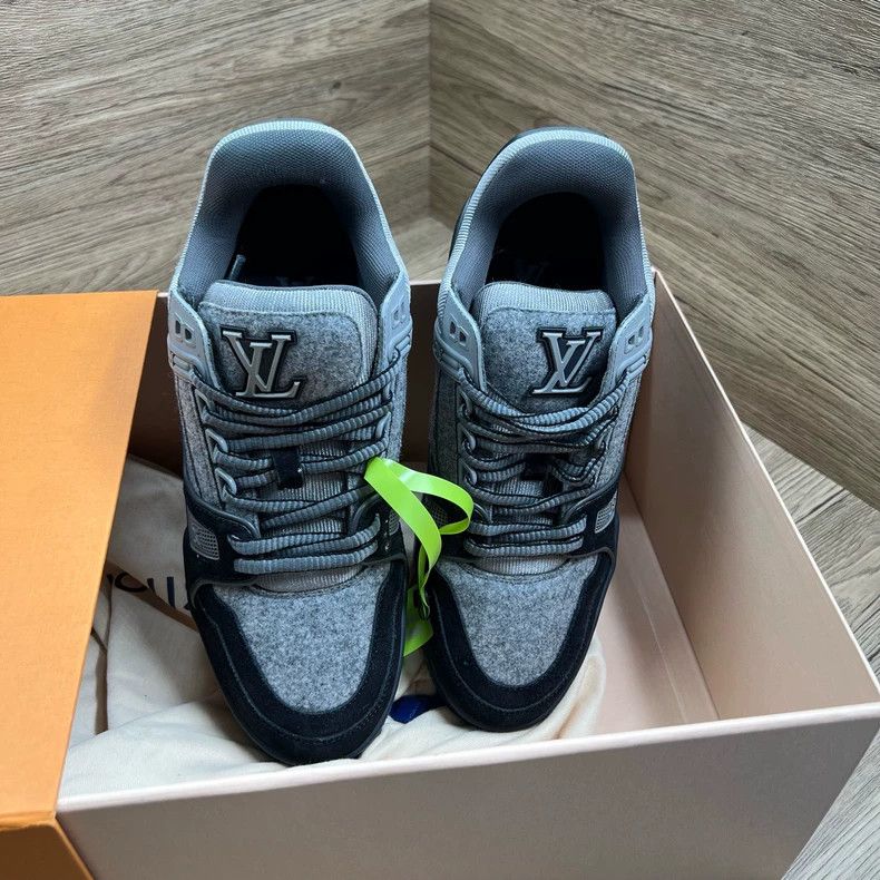 Louis Vuitton LV Trainer Black Gray Sneakers 40.5 Size US 10 / EU 43 - 2 Thumbnail
