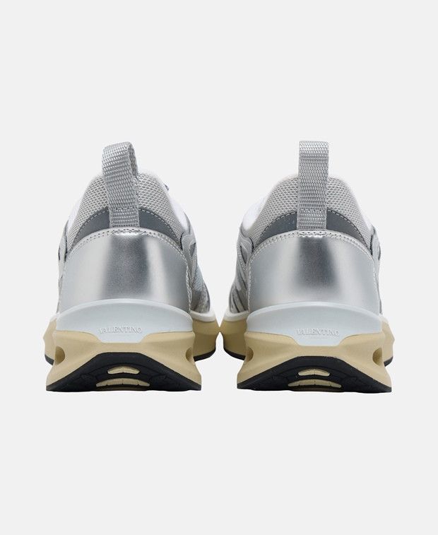 Valentino Sneakers Size US 5 / IT 35 - 2 Thumbnail