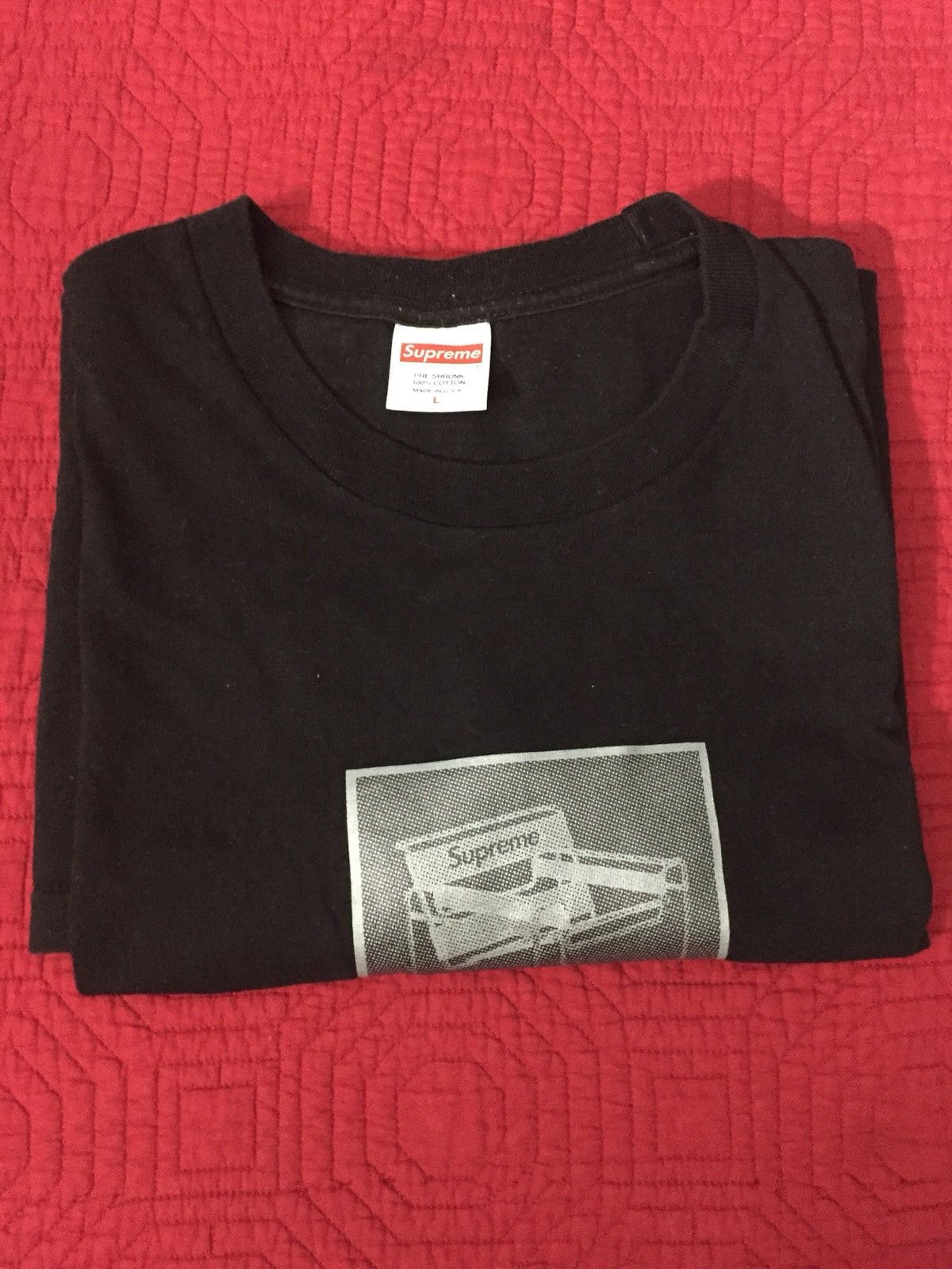 Chair tee supreme best sale