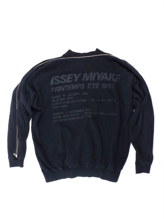 Issey Miyake AW87 Staff Backzip Sweater | Grailed
