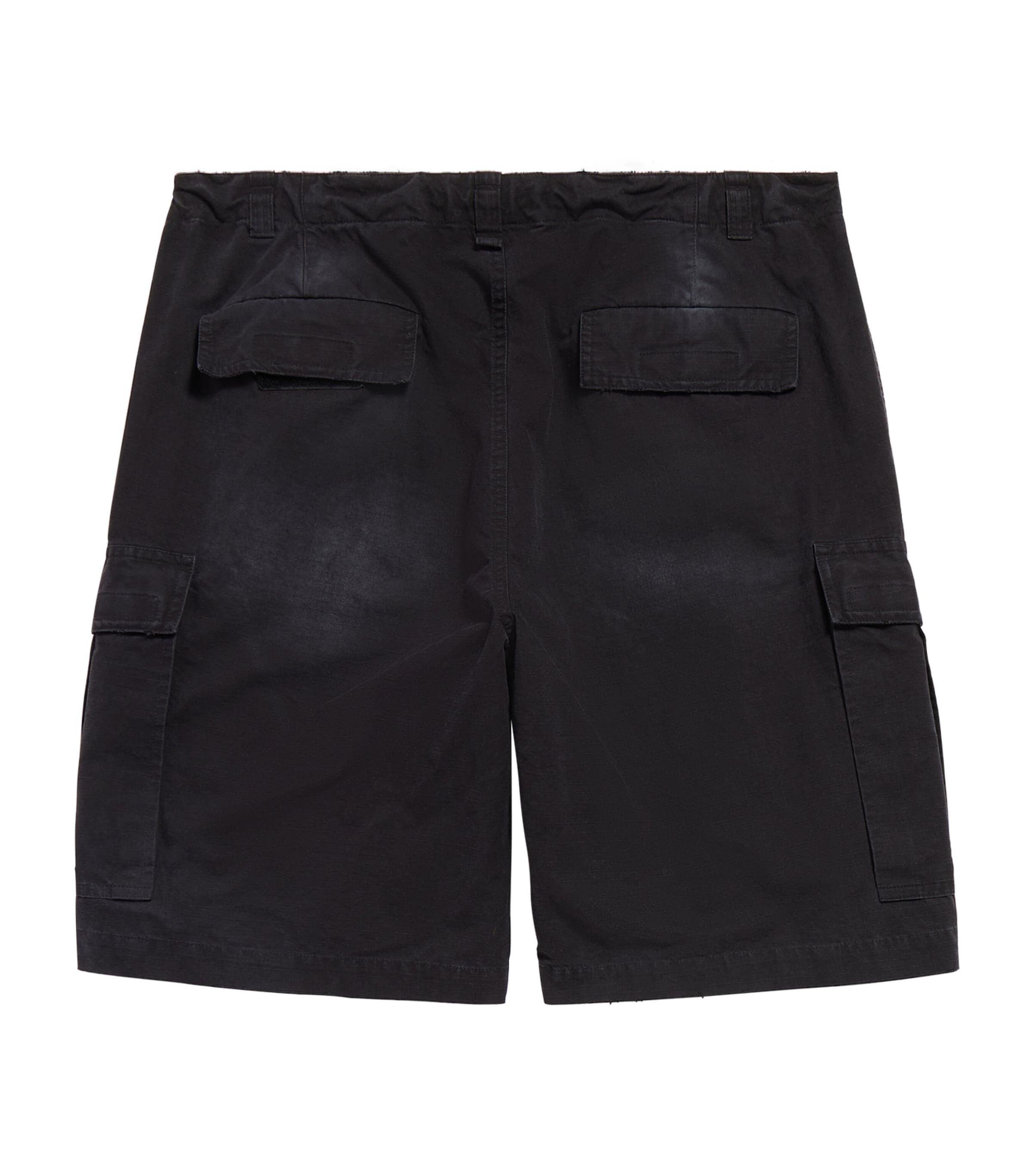 Balenciaga Balenciaga Distressed Cargo Shorts Size US 32 / EU 48 - 2 Thumbnail