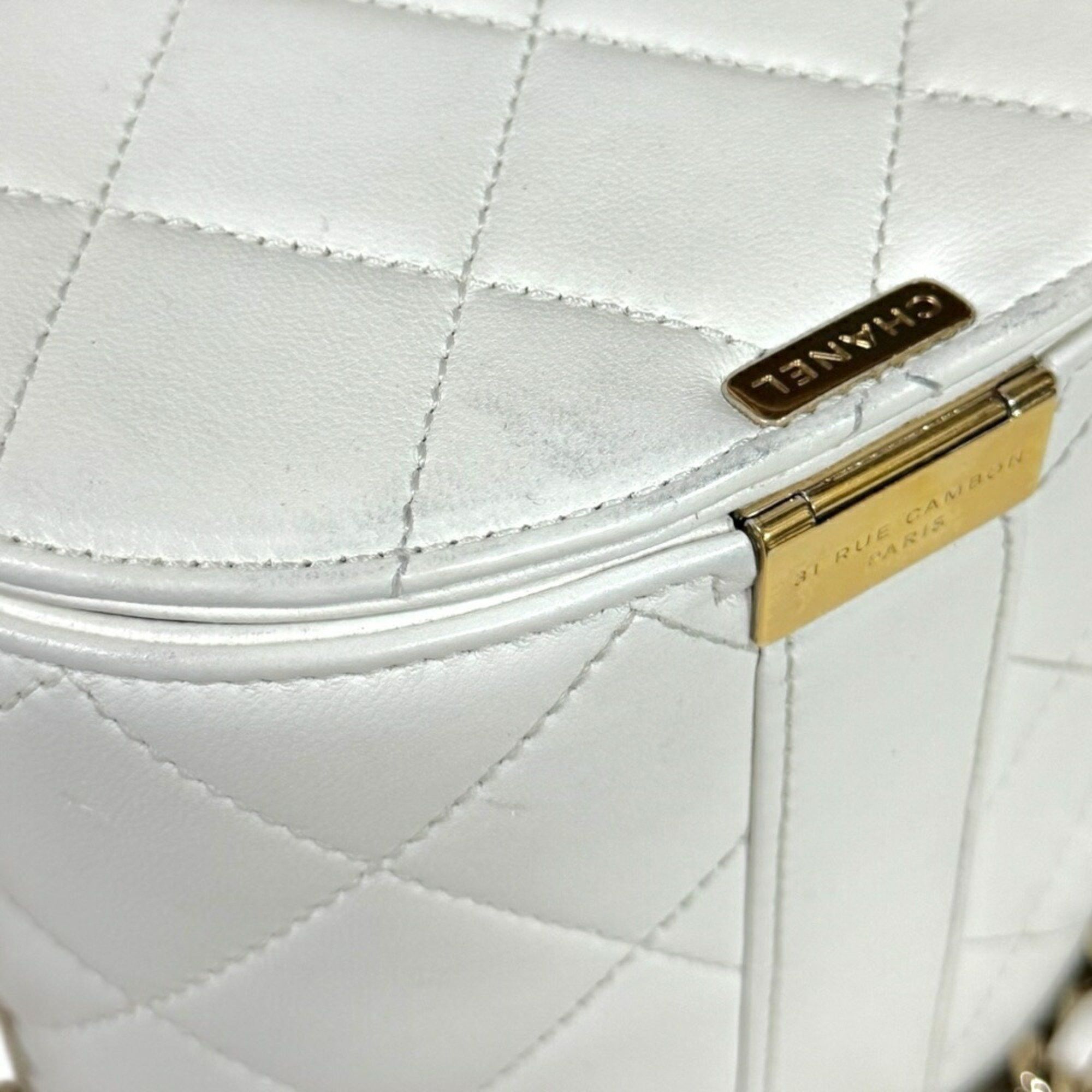 Chanel Chanel Vanity Bag Matelasse Shoulder Leather White Women's CHANEL Chain Size ONE SIZE - 10 Thumbnail