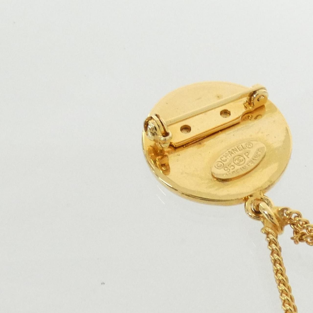 Chanel Chanel Chanel Brooch Brooch Metal Brooch DUTY FREE for USA Size ONE SIZE - 5 Thumbnail
