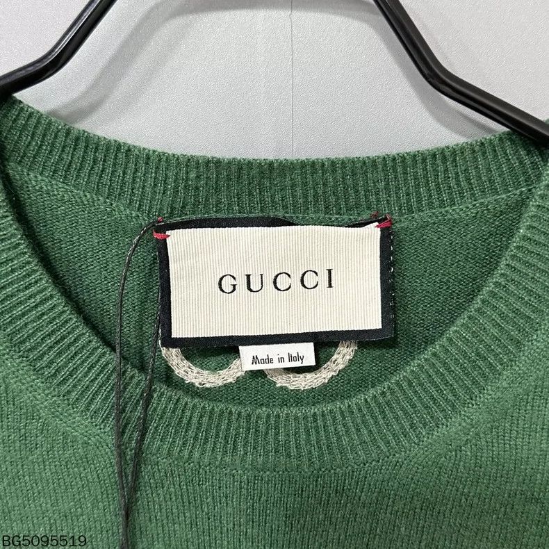 Gucci gucci green long sleeve sweater Size US M / EU 48-50 / 2 - 7 Thumbnail