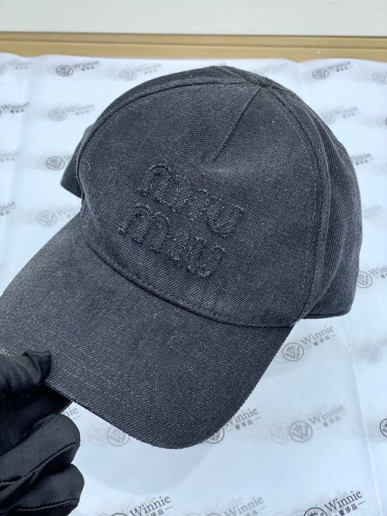 Miu Miu MiuMiu gray black patch logo baseball cap Size ONE SIZE - 2 Thumbnail