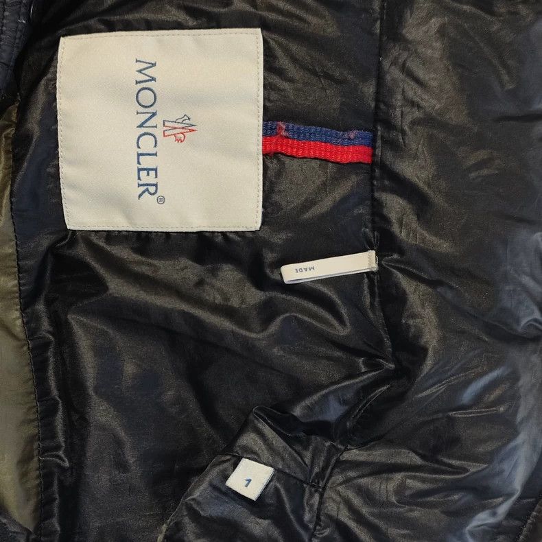 Moncler Moncler men's down vest size 1 Size US M / EU 48-50 / 2 - 5 Thumbnail