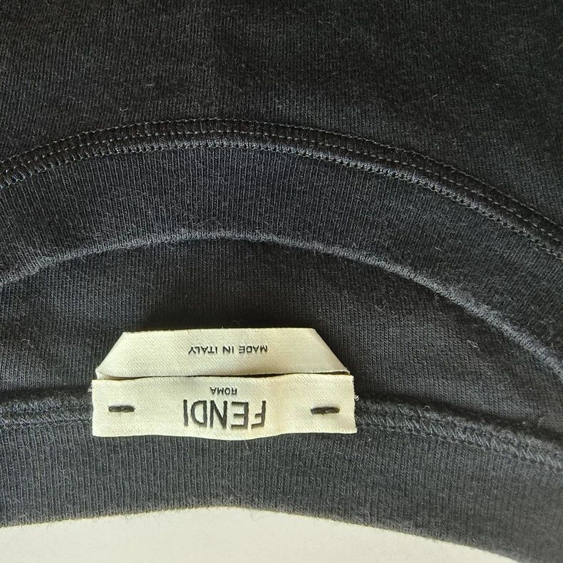Fendi fendi black basic short sleeve t Size US S / EU 44-46 / 1 - 3 Thumbnail