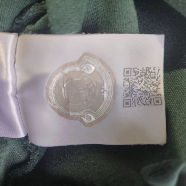 Moncler moncler green casual shorts Size US 26 / EU 42 - 7 Thumbnail