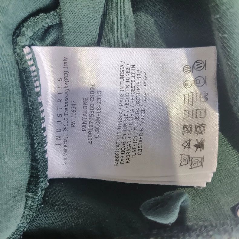 Moncler moncler green casual shorts Size US 26 / EU 42 - 5 Thumbnail