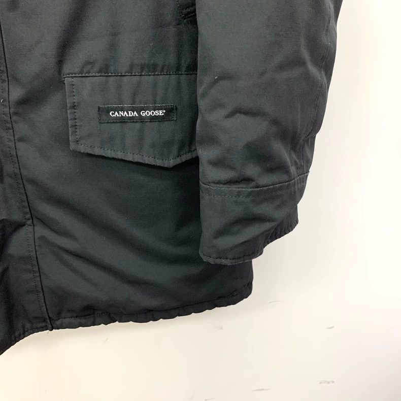 Canada Goose Canada Goose black hooded down jacket Size US L / EU 52-54 / 3 - 4 Thumbnail