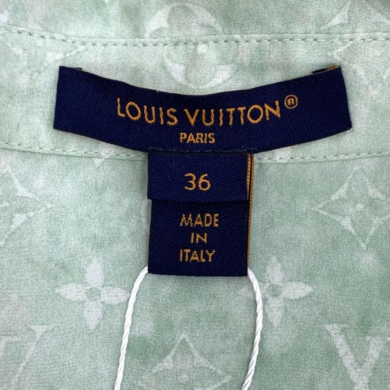 Louis Vuitton Louis Vuitton light green logo long sleeve shirt Size US XS / EU 42 / 0 - 5 Thumbnail