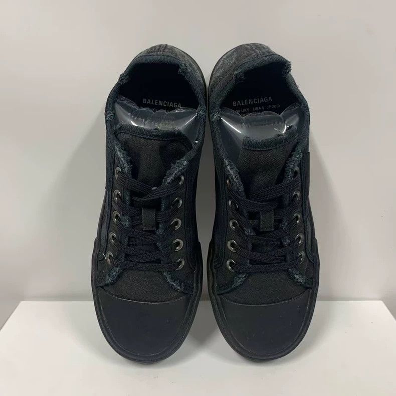 Balenciaga balenciaga low top canvas sneakers Size US 5 / EU 37 - 3 Thumbnail