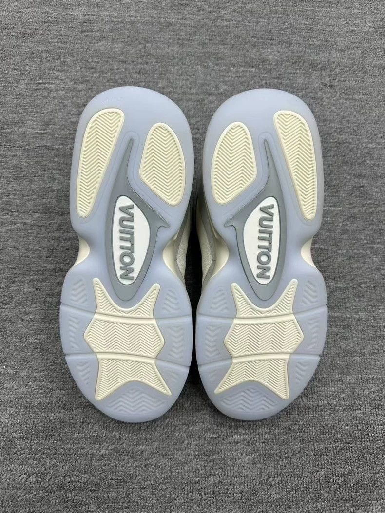 Louis Vuitton lv trainer 2.0 high-top sneakers Size US 8.5 / EU 41-42 - 5 Thumbnail