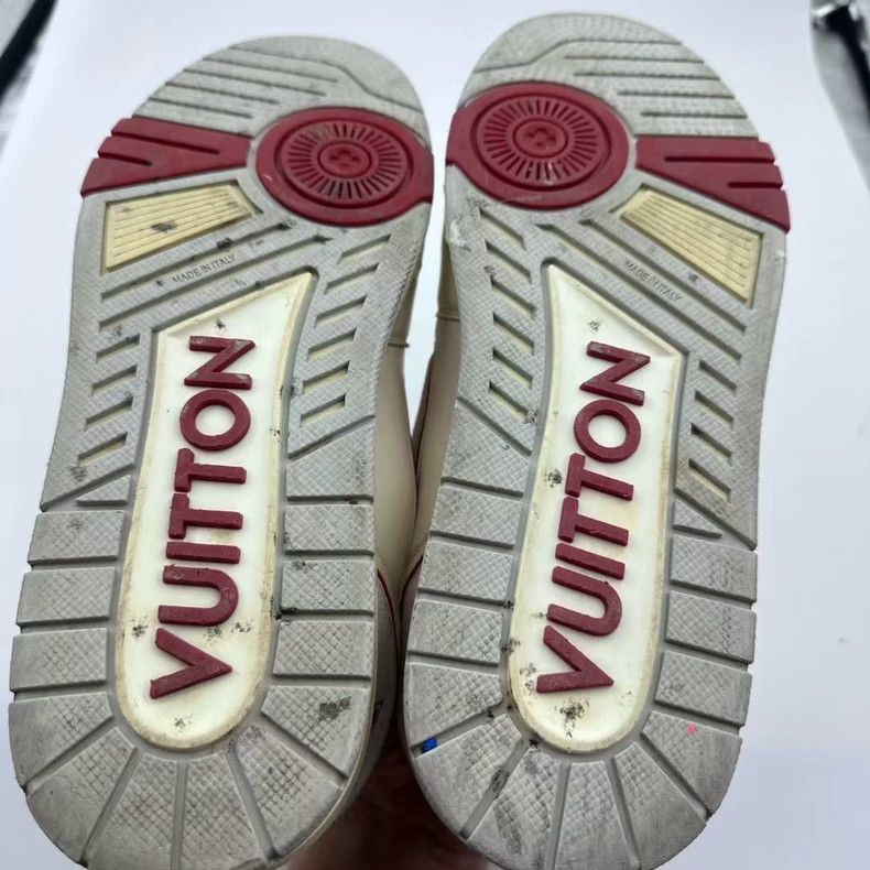 Louis Vuitton lv trainer white red sneakers Size US 5 / EU 37 - 6 Thumbnail