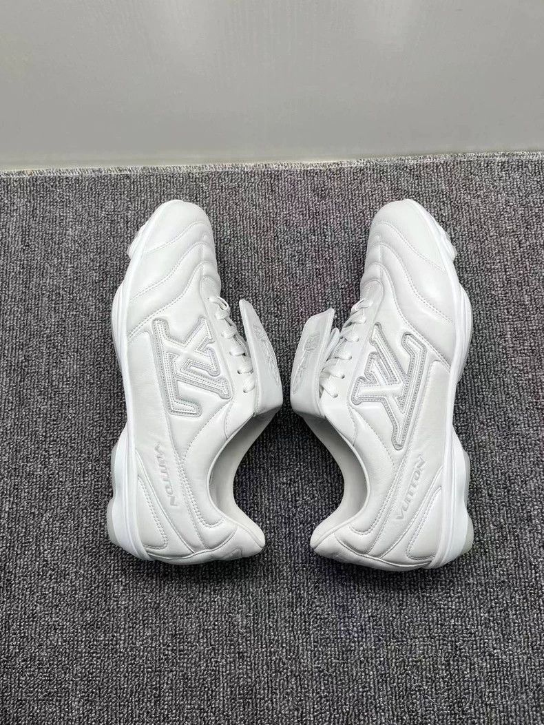 Louis Vuitton lv white soccer shoes 8.5 Size US 8.5 / EU 41-42 - 4 Thumbnail