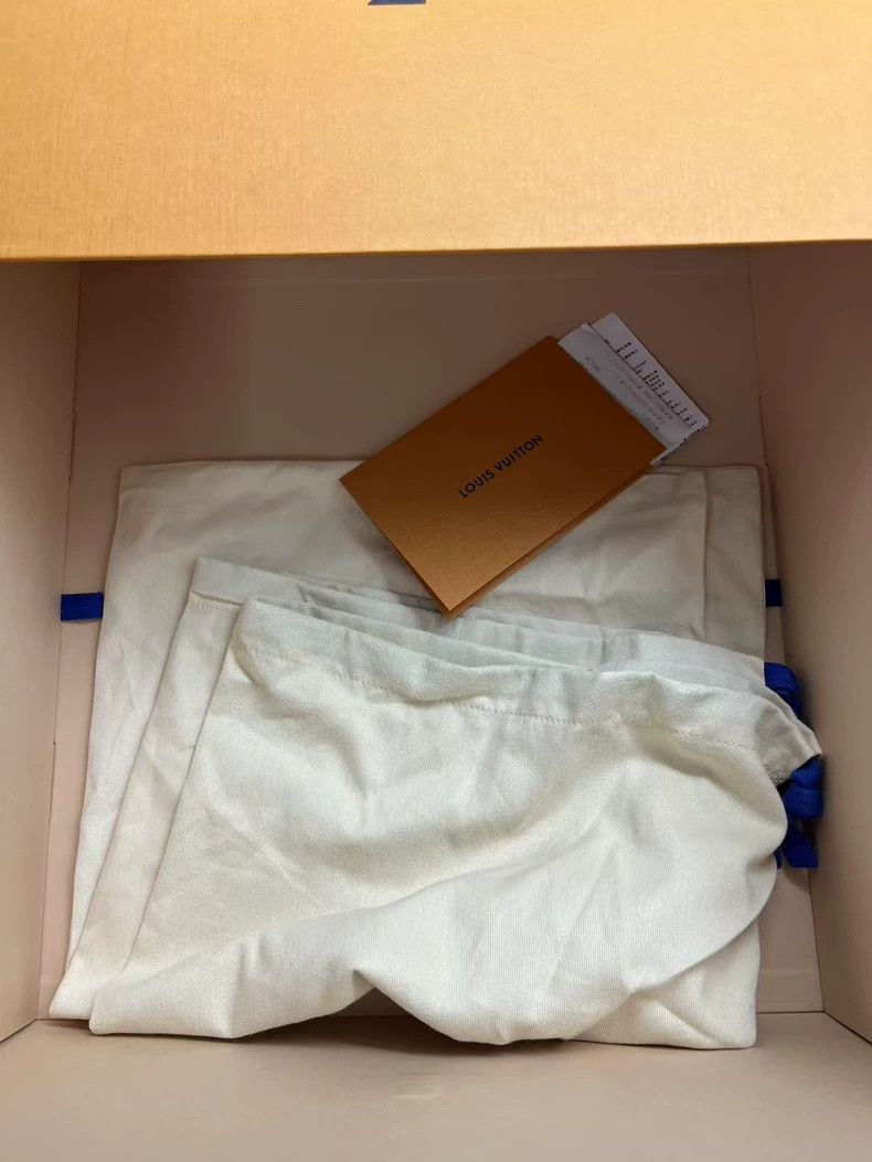Louis Vuitton lv white soccer shoes 8.5 Size US 8.5 / EU 41-42 - 8 Thumbnail