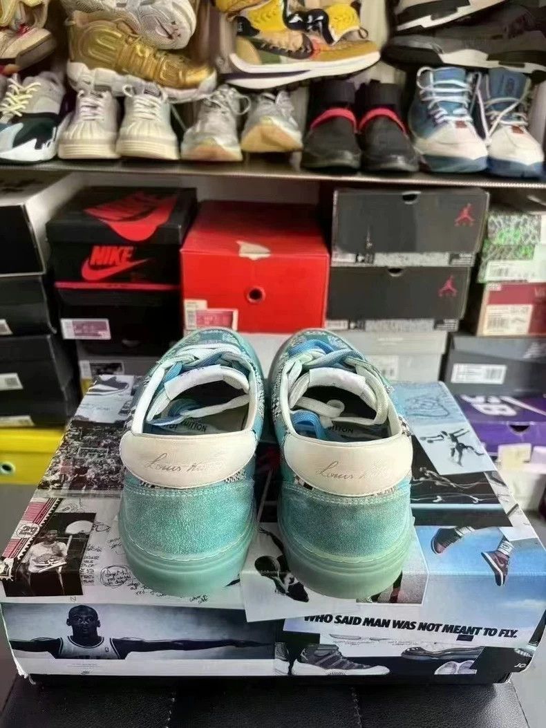 Louis Vuitton louis vuitton ollie men's blue sneakers Size US 9 / EU 42 - 3 Thumbnail