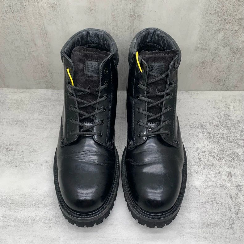 Louis Vuitton lv black high top martin boots Size US 10 / EU 43 - 3 Thumbnail