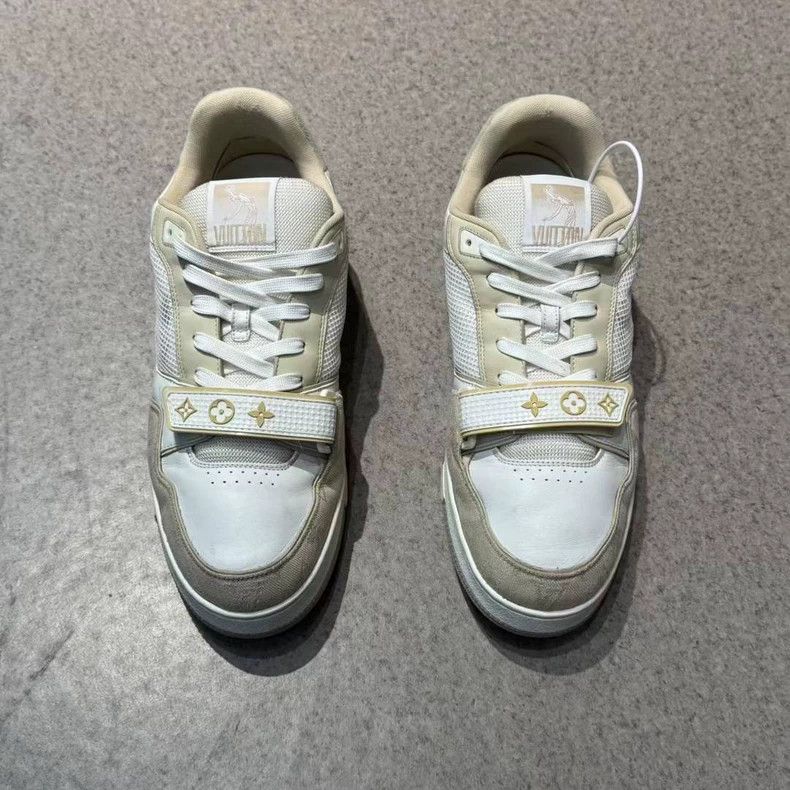 Louis Vuitton lv trainer khaki velcro sneakers Size US 10 / EU 43 - 4 Thumbnail