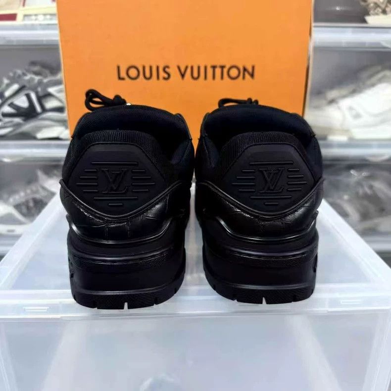 Louis Vuitton louis vuitton black trainer sneakers Size US 6.5 / EU 39-40 - 5 Thumbnail