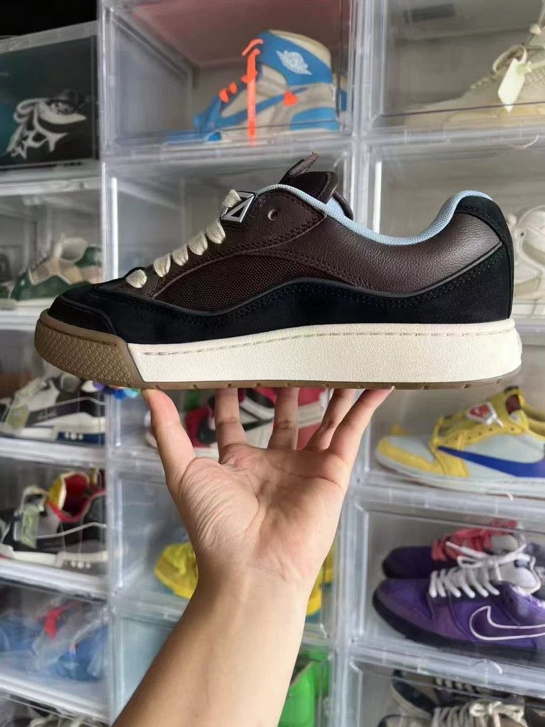 Dior dior lowtop sneakers brown black Size US 11 / EU 44 - 2 Thumbnail