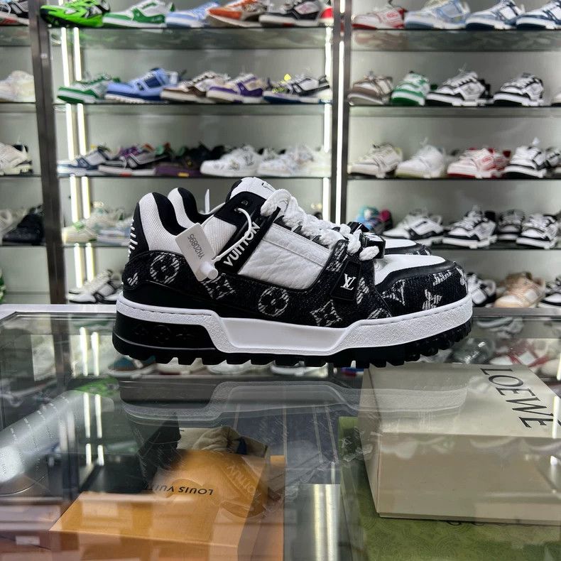 Louis Vuitton LV Trainer Maxi Black and White Denim Sneakers Size US 7 / EU 40 - 2 Thumbnail