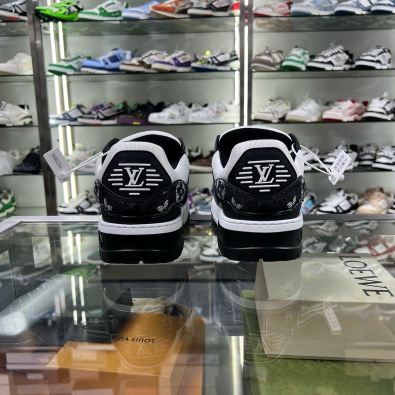 Louis Vuitton LV Trainer Maxi Black and White Denim Sneakers Size US 7 / EU 40 - 5 Thumbnail