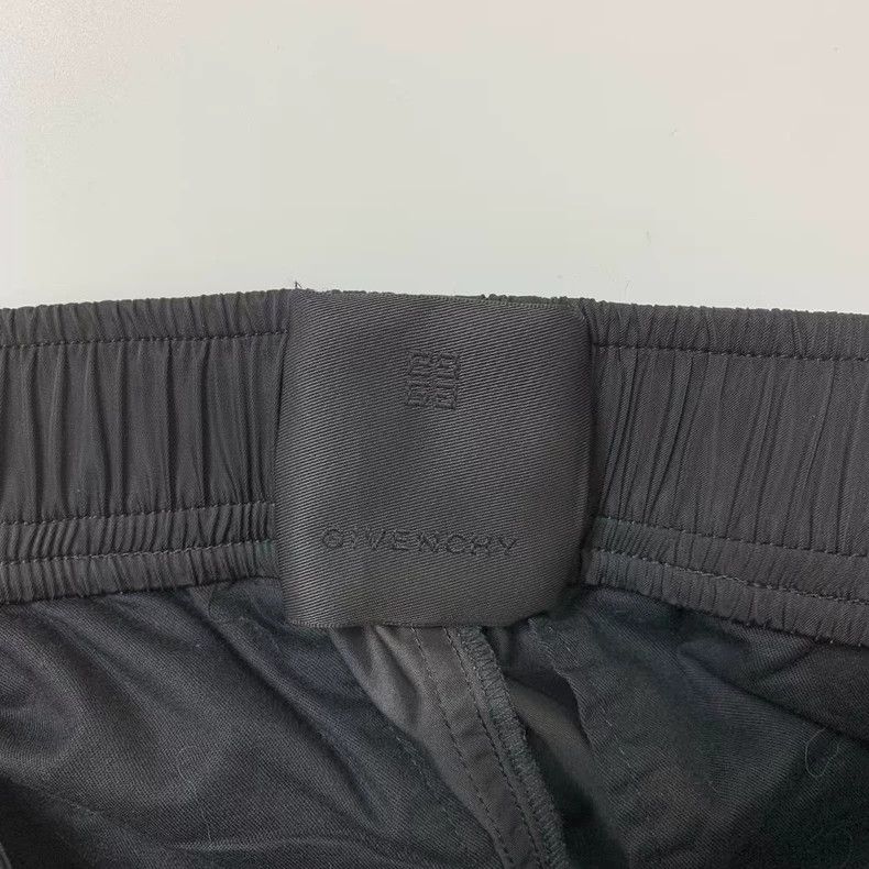 Givenchy Givenchy new nylon work pants Size US 44 / EU 60 - 9 Thumbnail