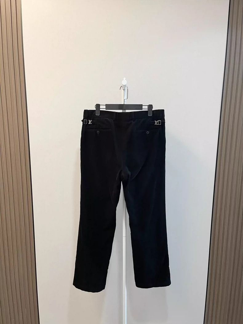 Louis Vuitton louis vuitton black corduroy pants Size US 44 / EU 60 - 2 Thumbnail
