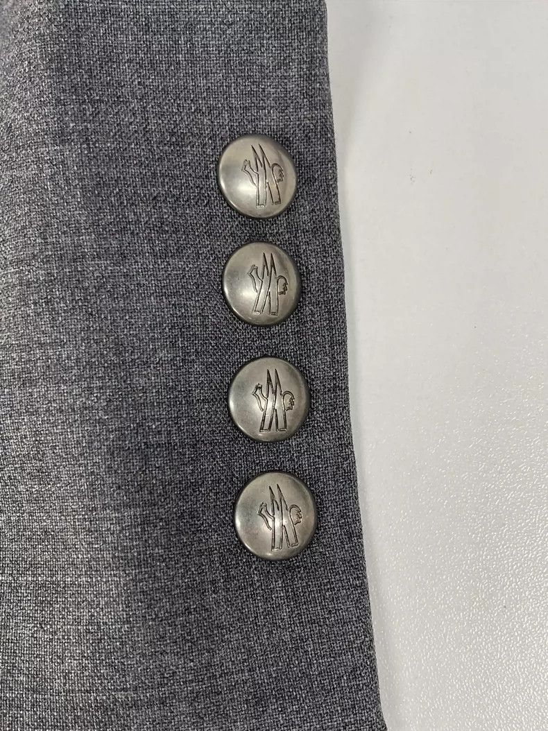 Moncler Moncler gray casual trousers Size US 28 / EU 44 - 4 Thumbnail