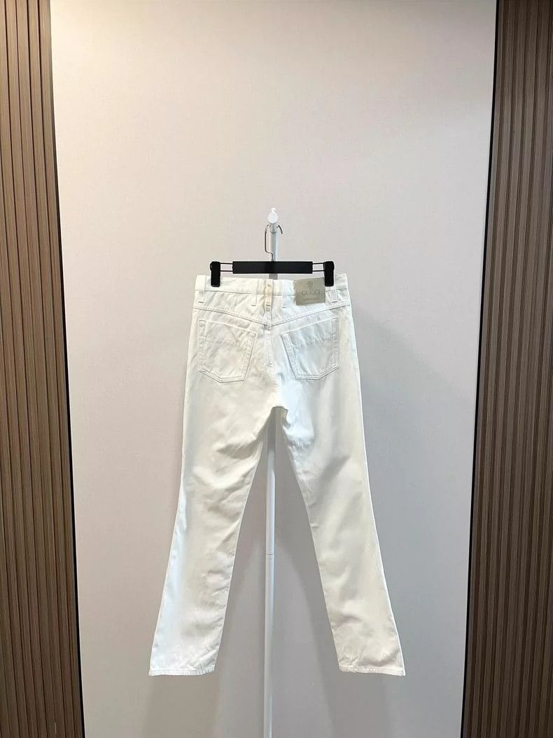 Gucci Gucci white denim jeans Size US 44 / EU 60 - 2 Thumbnail