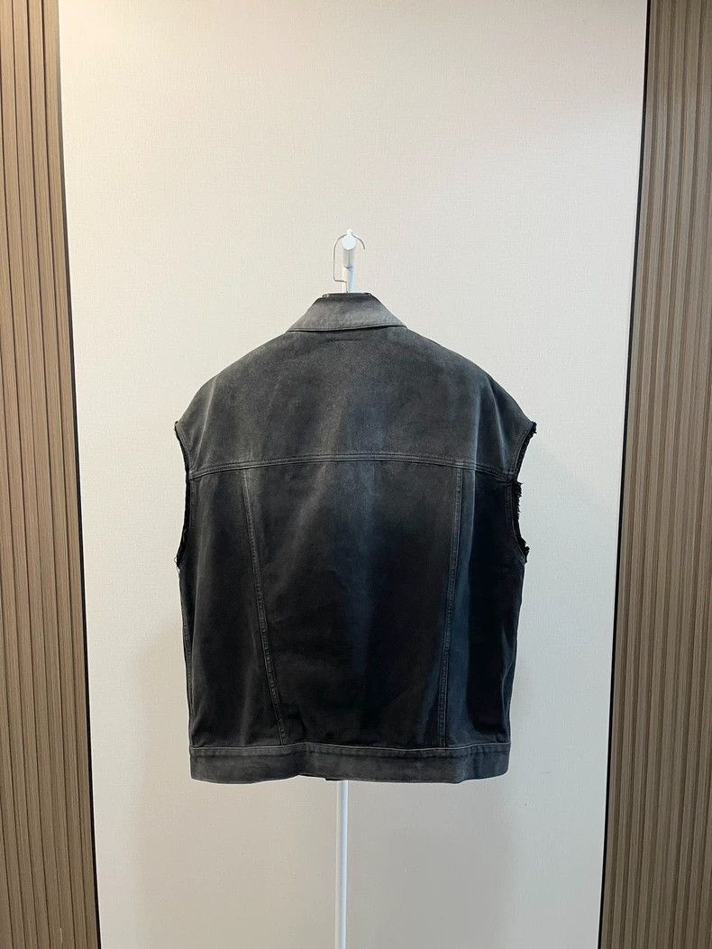 Givenchy Givenchy Washed Black Denim Vest Jacket Size US M / EU 48-50 / 2 - 2 Thumbnail