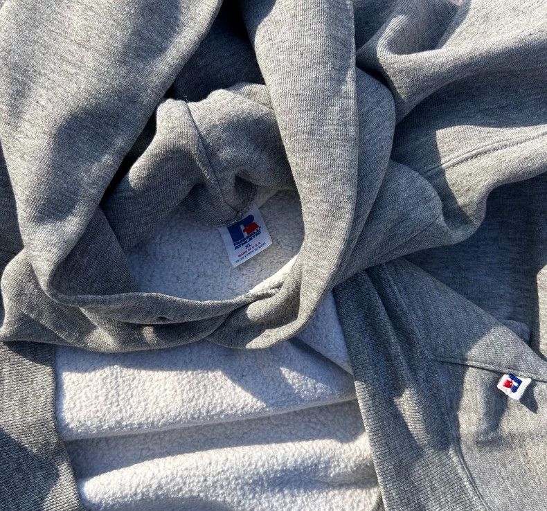 Vintage vintage russell 90's hoodie Size US L / EU 52-54 / 3 - 7 Thumbnail