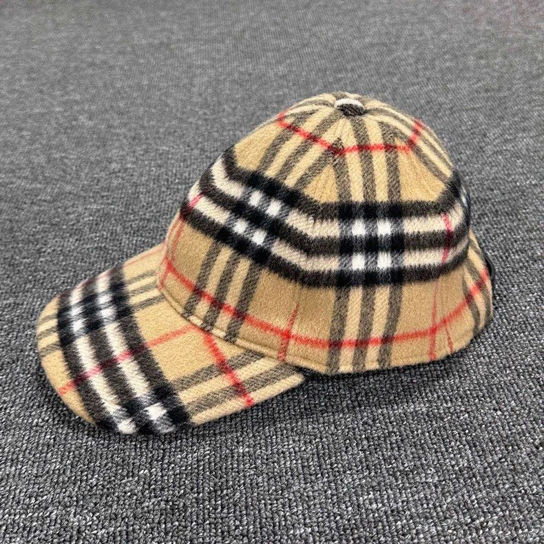 Burberry burberry classic check wool hat Size ONE SIZE - 2 Thumbnail