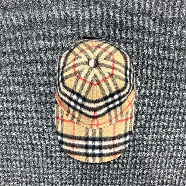 Burberry burberry classic check wool hat Size ONE SIZE - 4 Thumbnail