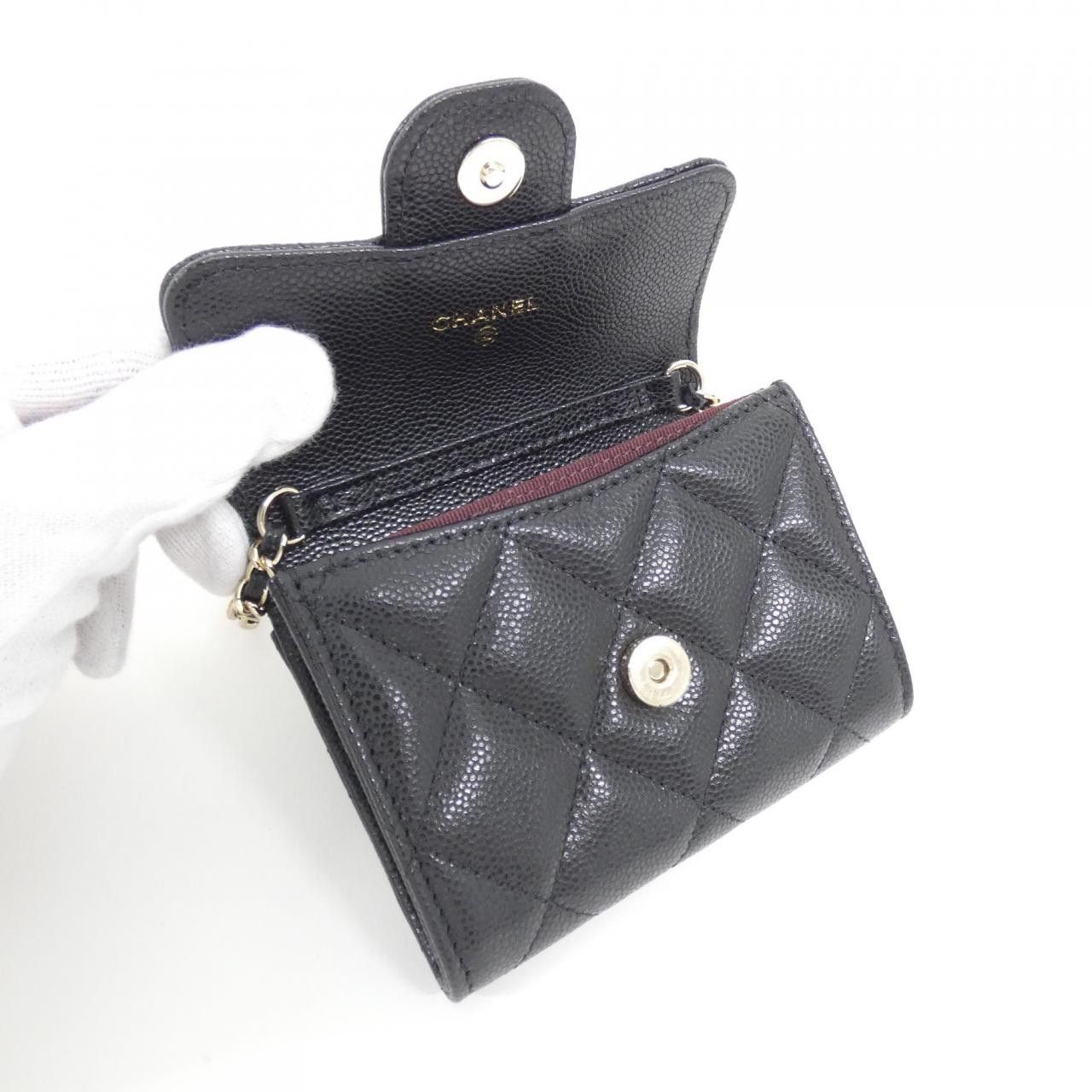 Chanel Chanel Timeless Classic Caviar Card Case Leather Card Case