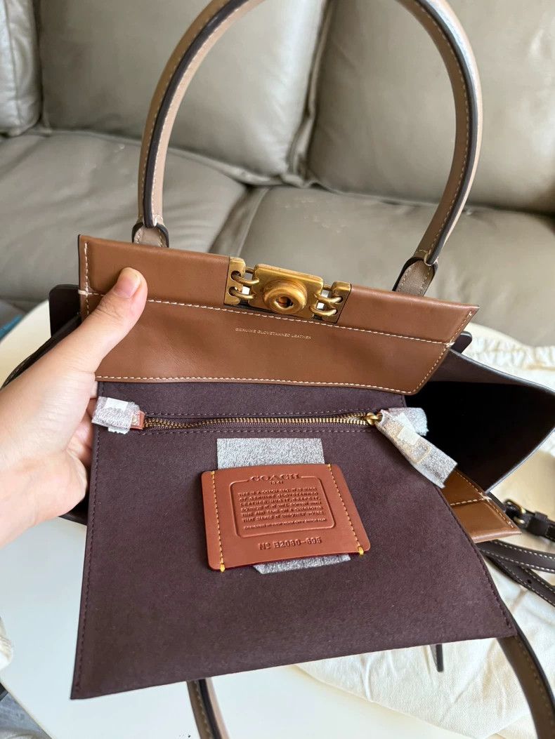 Coach coach troupe lock head shoulder bag Size ONE SIZE - 8 Thumbnail